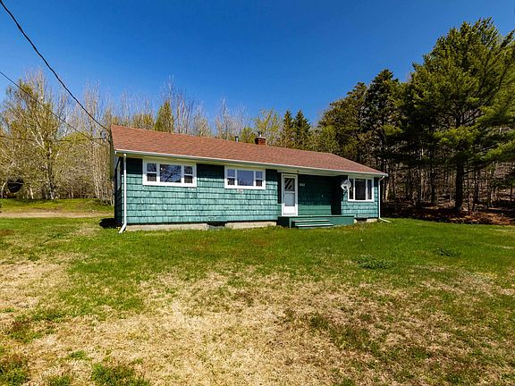 3rd image of 983 Bangor Rd