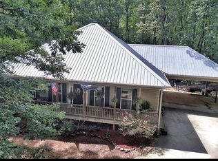 374 West Dr, Roopville, GA 30170