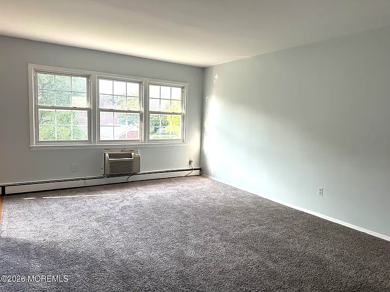 62 Stonehurst Blvd #G — Photo 16