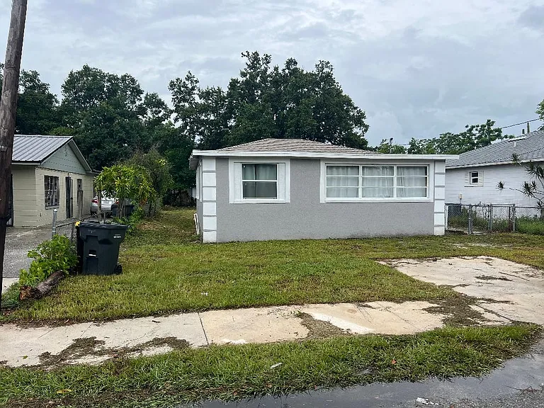 3330 NW Avenue J — Photo 12