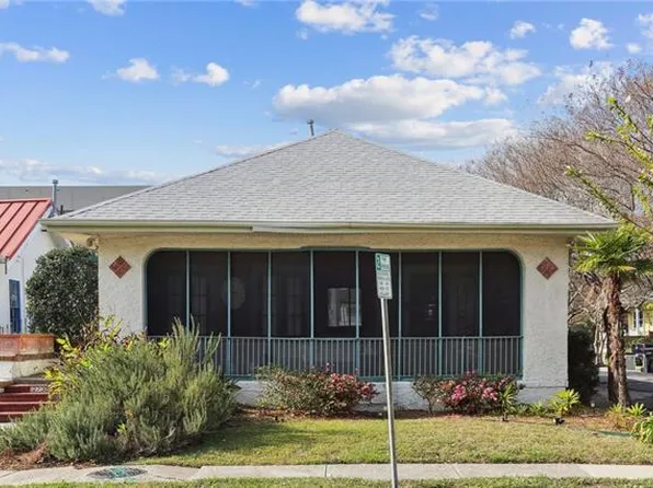 2738 Calhoun St, New Orleans, LA 70118