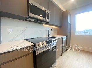 720 Klo Rd #316, Kelowna, BC V1Y 4X5