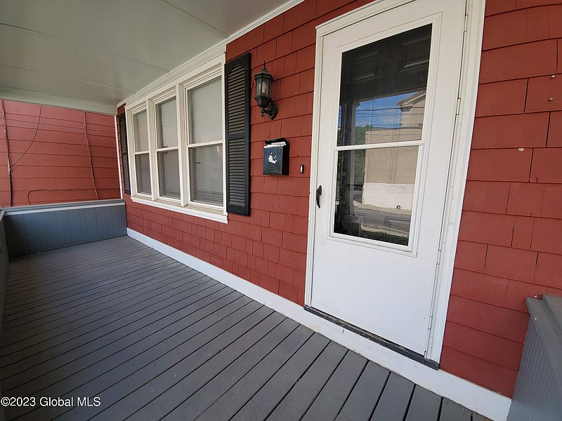 2nd image of 528 Yates Street