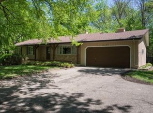 5127 Williston Rd, Minnetonka, MN 55345