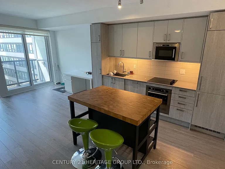 77 Mutual St #1401 — Photo 5