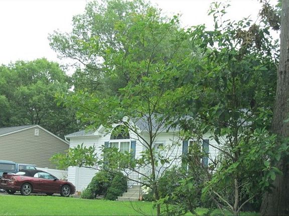 3rd image of 26 Southaven Ave