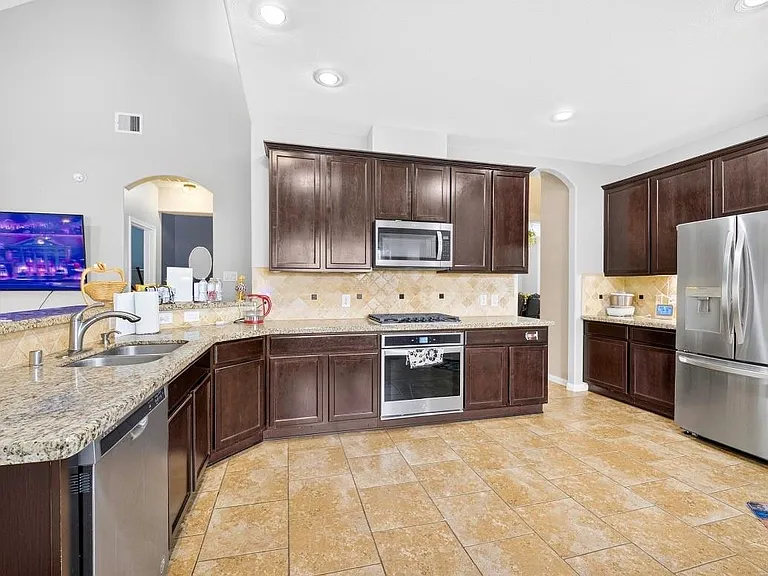 16026 Rustlers Trail Ln — Photo 11