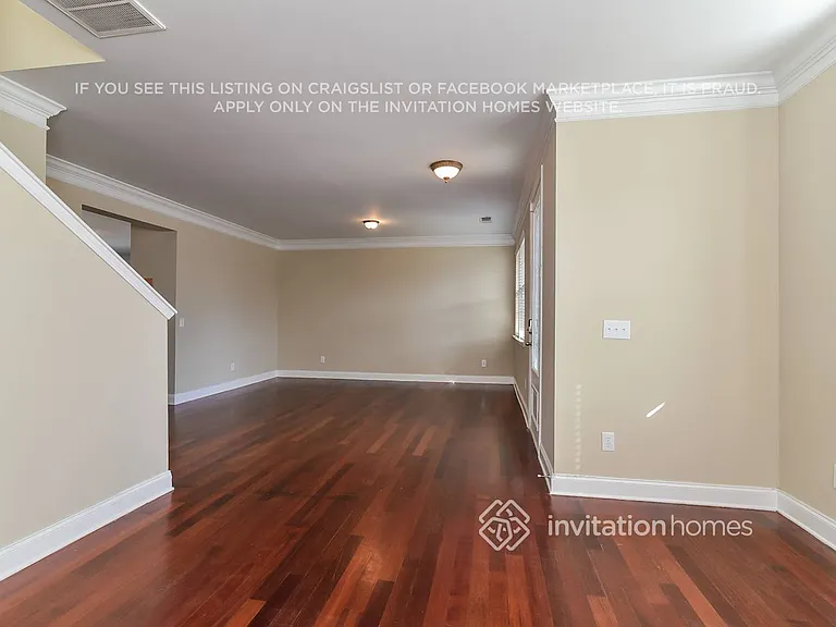 1243 Sparkling Cove Dr — Photo 4