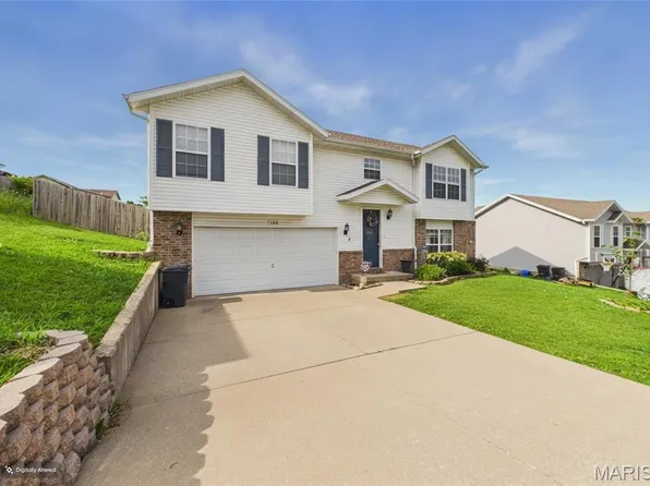 100 Mary Catherine, Waynesville, MO 65583