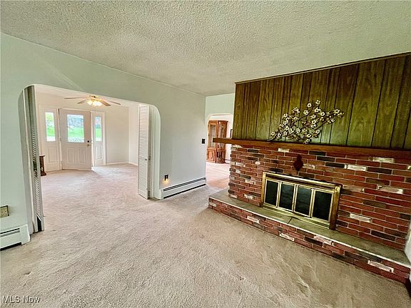 5th image of 7989 Vesta Ave