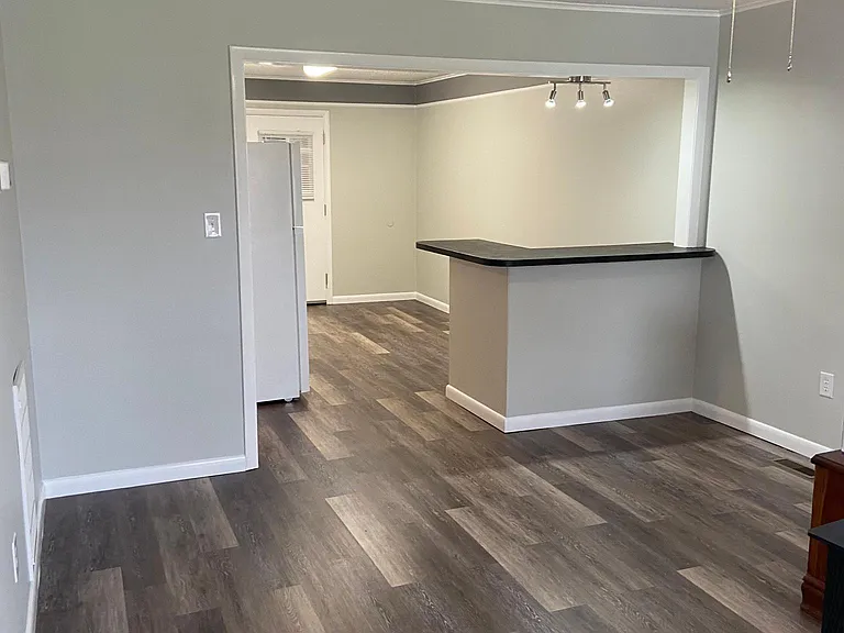 59 Polk Cir #A — Photo 3