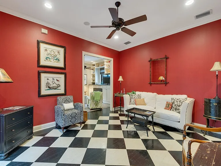 2646 Cardinal Dr — Photo 3