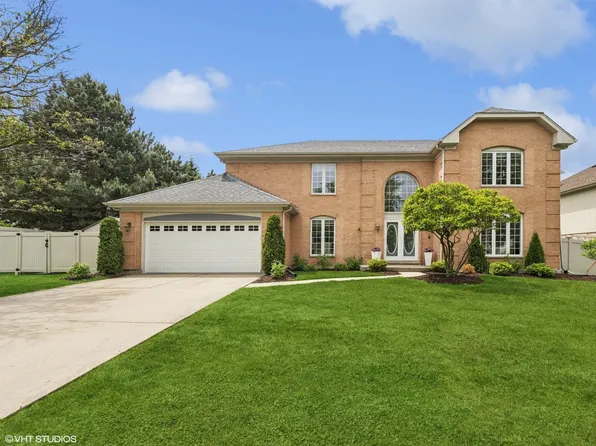 1002 Elmdale Rd, Glenview, IL 60025