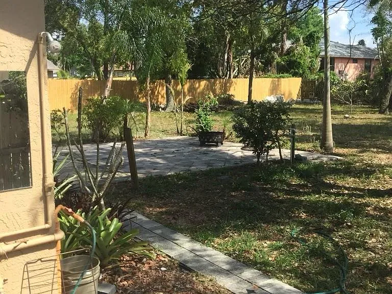 1317 Gulfview Woods Ln — Photo 12