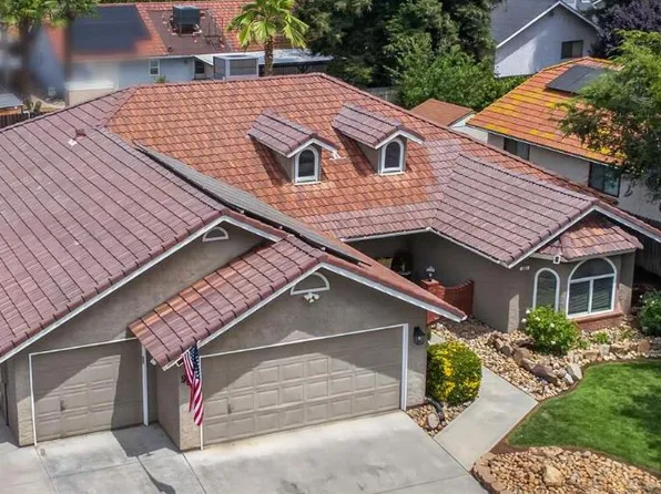 997 Pistachio Ave, Clovis, CA 93611