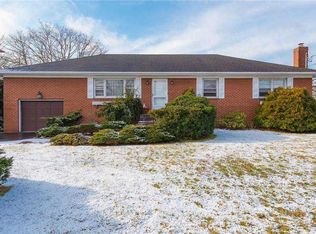 24 Raines St, Melville, NY 11747