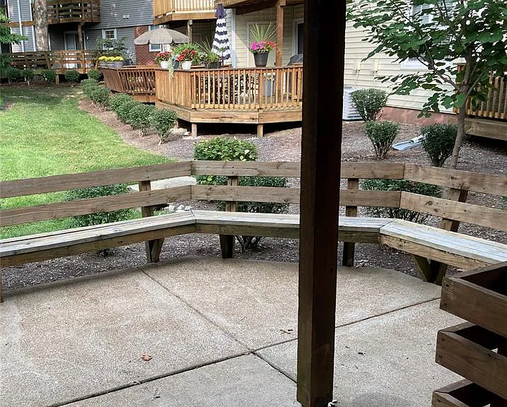 1520 E Swan Cir — Photo 10
