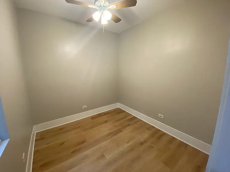 7526 S Ellis Ave #2 — Photo 13