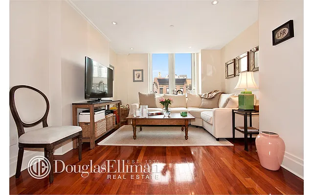 Sold by Douglas Elliman | media 20