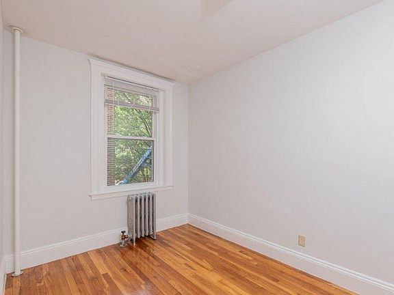 4th image of 286A Chestnut Hill Ave APT 286-09