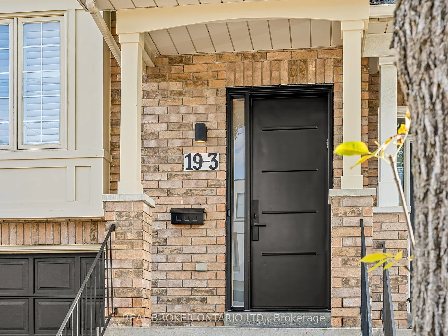 4 bed, $4,200 — Photo 2