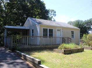 26 Dawn Rd, Rocky Point, NY 11778