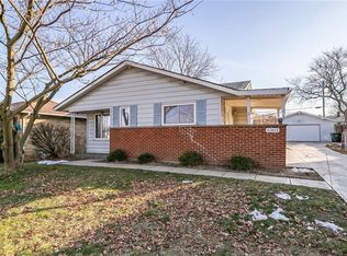 5303 Dartmouth Dr, Parma, OH