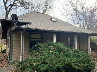 484 Neil Creek Rd, Ashland, OR 97520