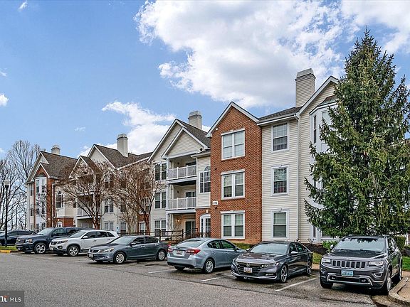 3rd image of 3112 River Bend Ct APT H101