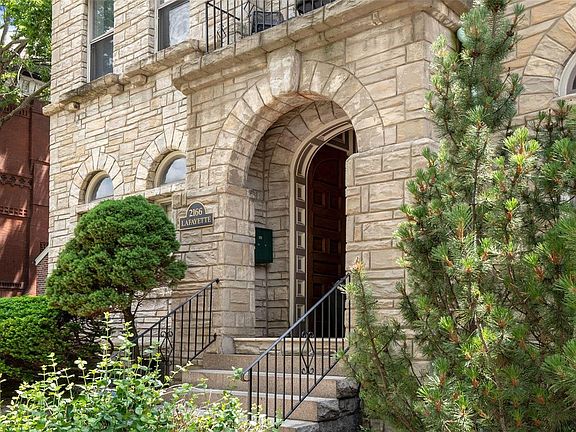 4th image of 2166 Lafayette Ave APT D