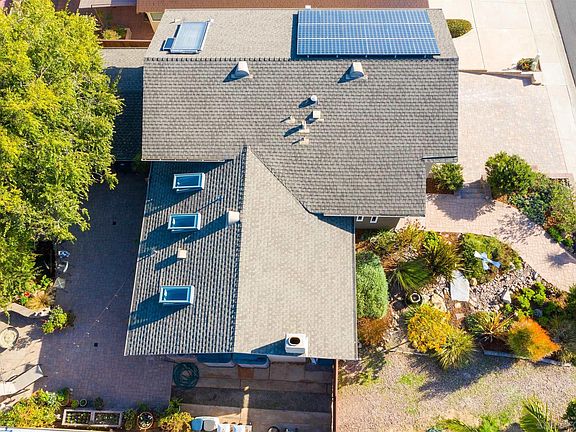 4th image of 4209 Huerfano Ave
