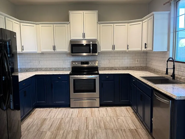 17637 W Molly Ln — Photo 24
