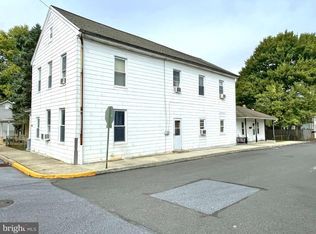 270 W 2nd St, Hummelstown, PA 17036
