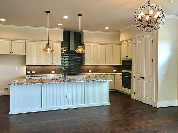 Single level patio home