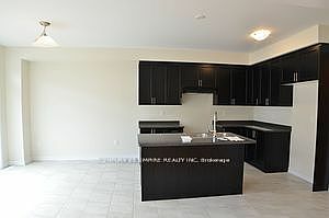 5th image of 109 Sunflower Cres
