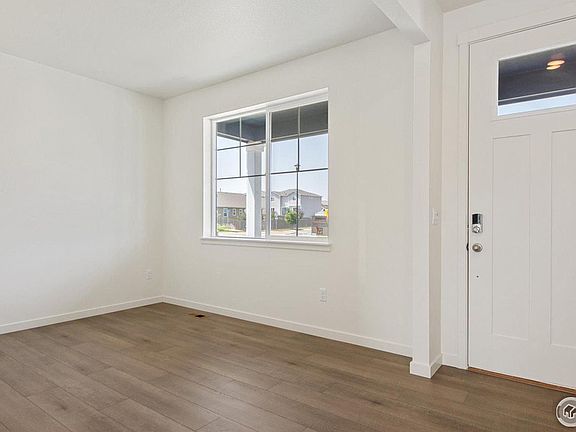 5th image of 114 N 45th Ave