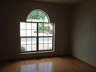 5th image of 3605 Amber Dr NW