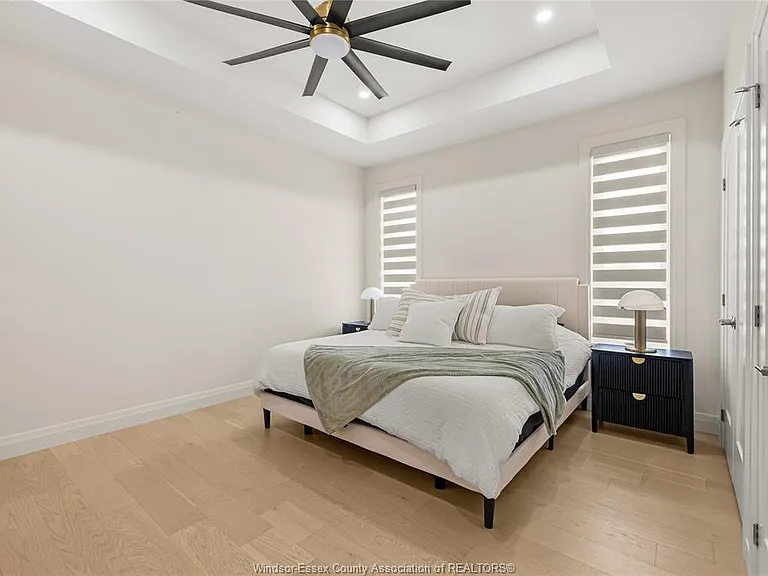 2578 Barkley Ave — Photo 10