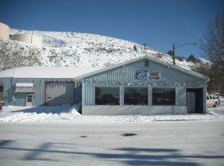 220 N E St, Lakeview, OR 97630