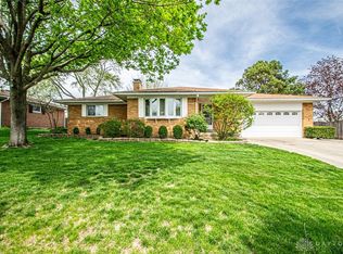 1109 Greenridge Dr, Dayton, OH 45429