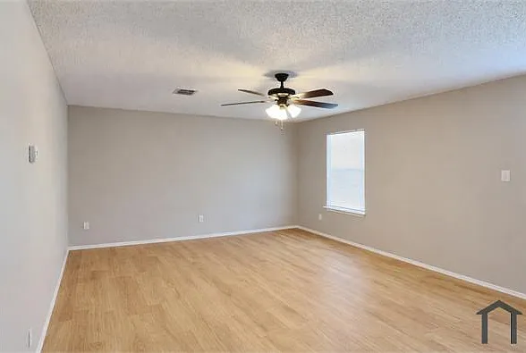 8745 Fox Meadow Way — Photo 11