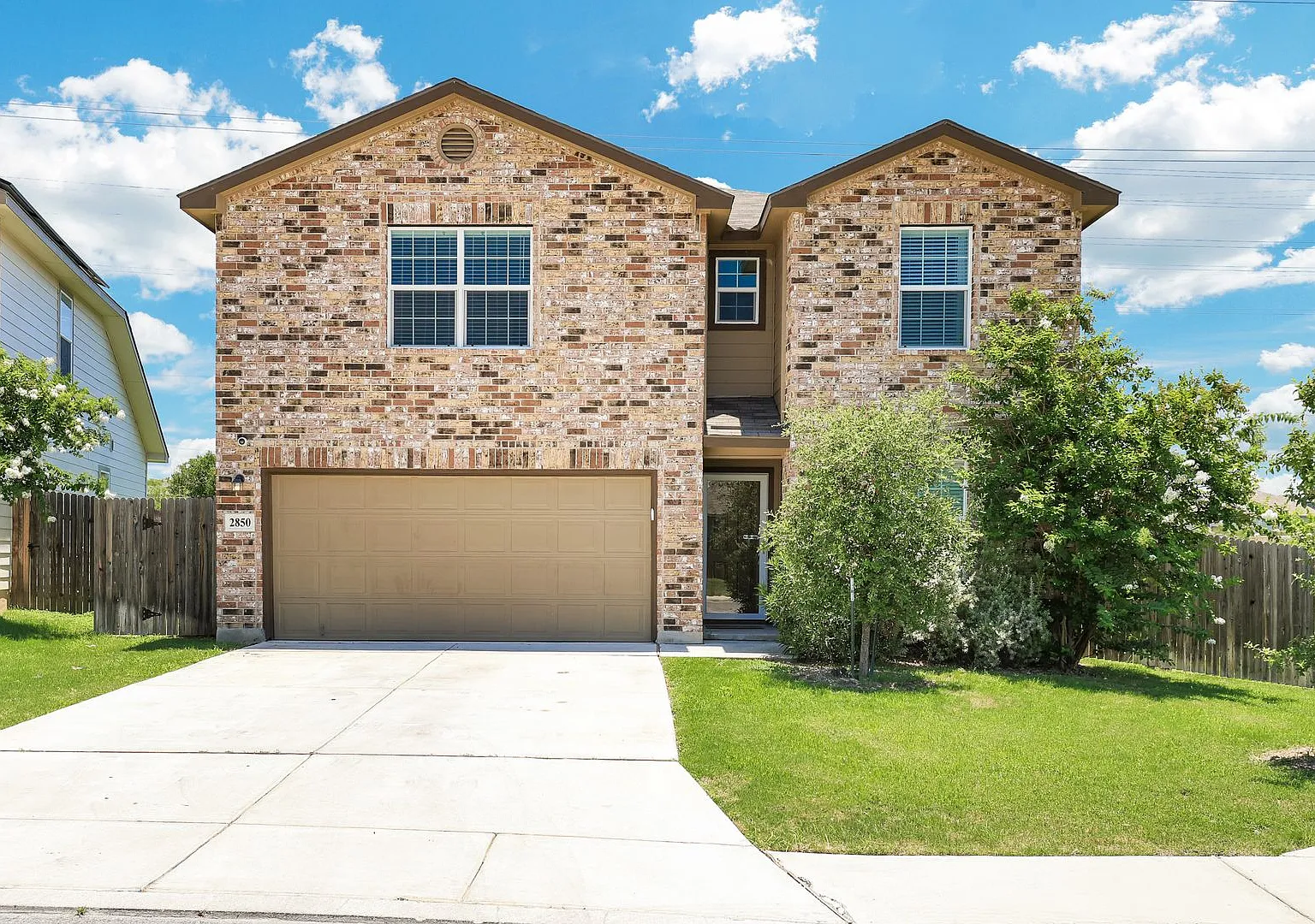 Move-In Special: One Week Free Exquisite Two-Story Residence With Office & Serene Backyard Retreat — Photo 1