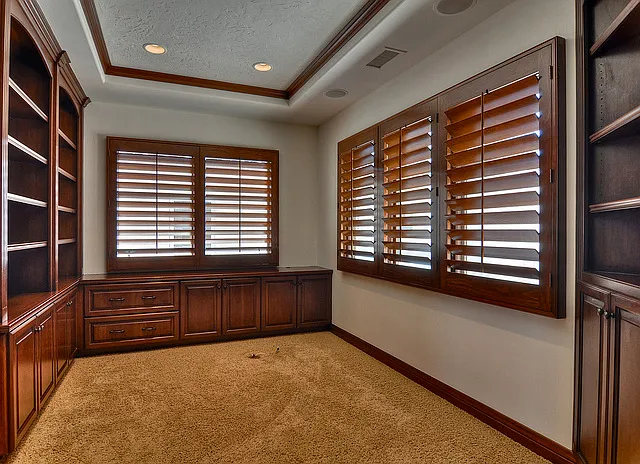 222 Iris Ave — Photo 34