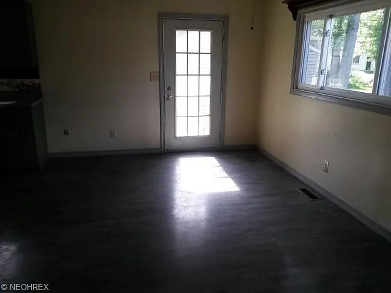 Thumbnail 13