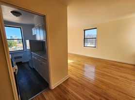 75-20 113th St, Forest Hills, NY