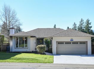 2175 Bolt Ave, Comox, BC V9M 3G2