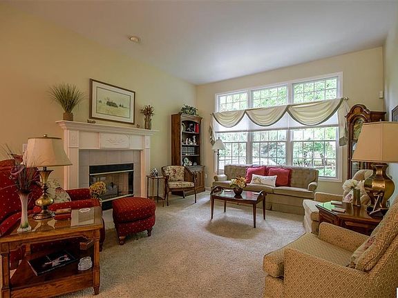 4th image of 2100 Lake Wood Dr