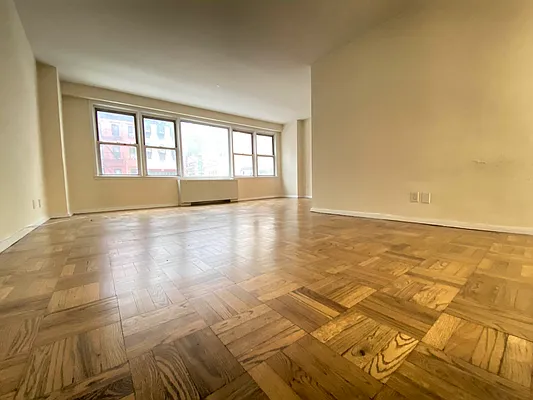 Rented by Bond New York | media 12