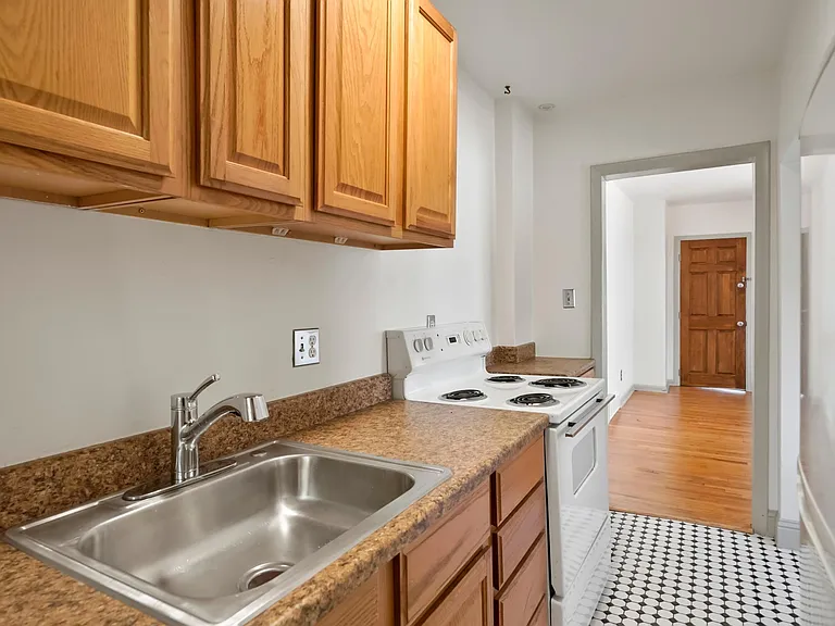 278 S Lincoln St #2 — Photo 3