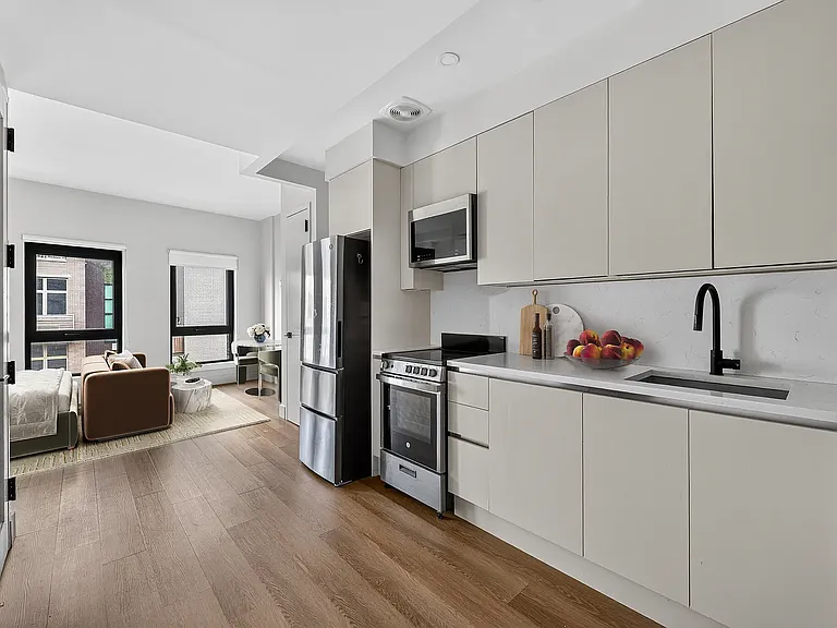 130 Hope St #416 — Photo 1